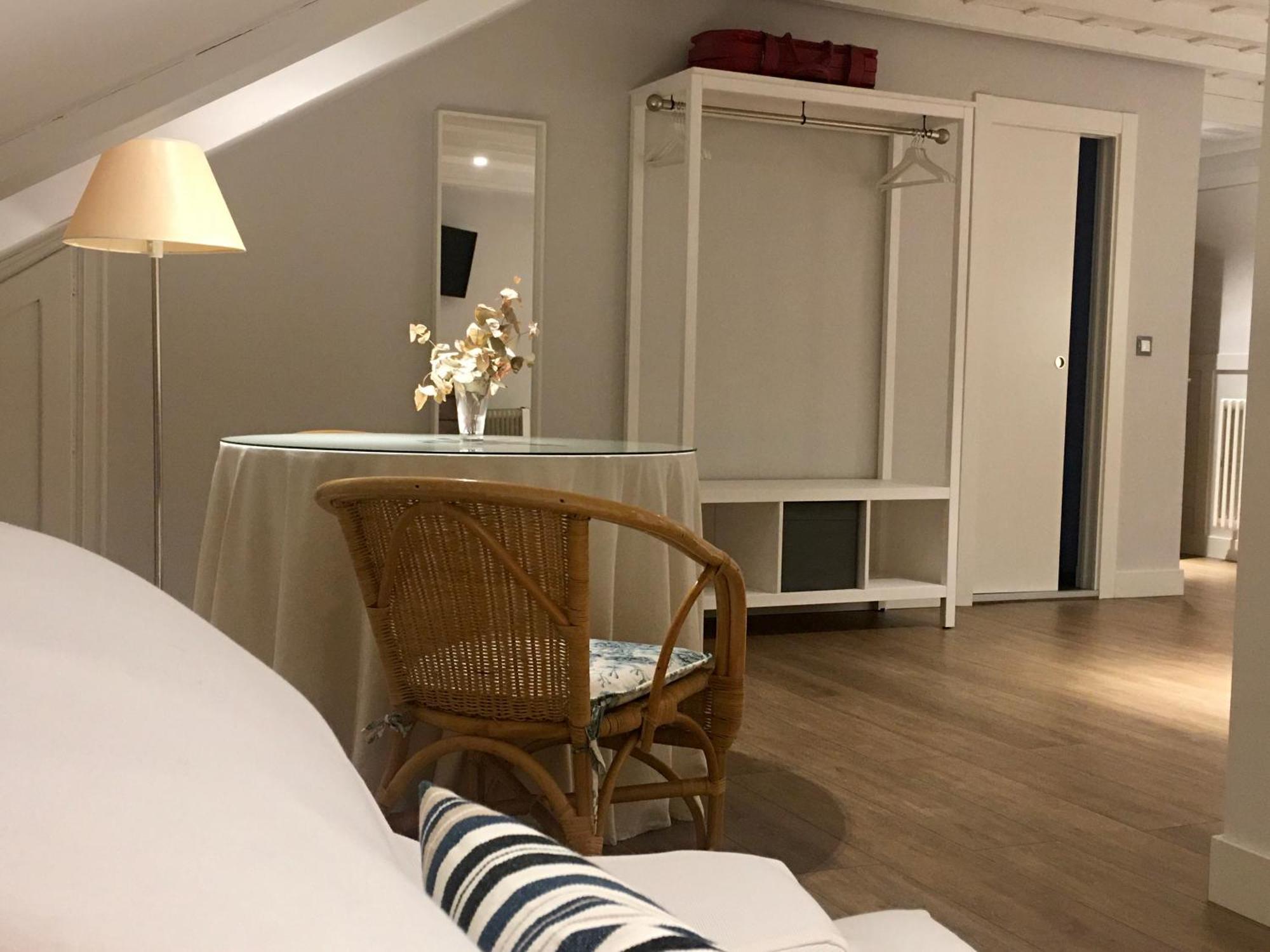 Hotel Valdecoro Potes Bagian luar foto